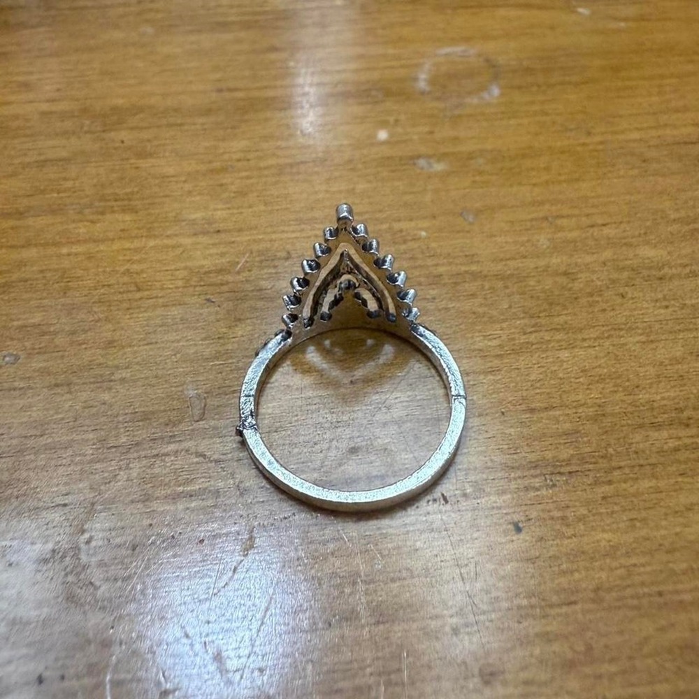Silver ring - Picture 3 of 3
